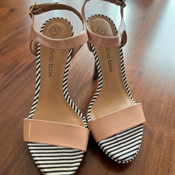 NWOT Vizzano Carolina Boix Women's Pink Striped Heels size 8 - Picture 2 of 7